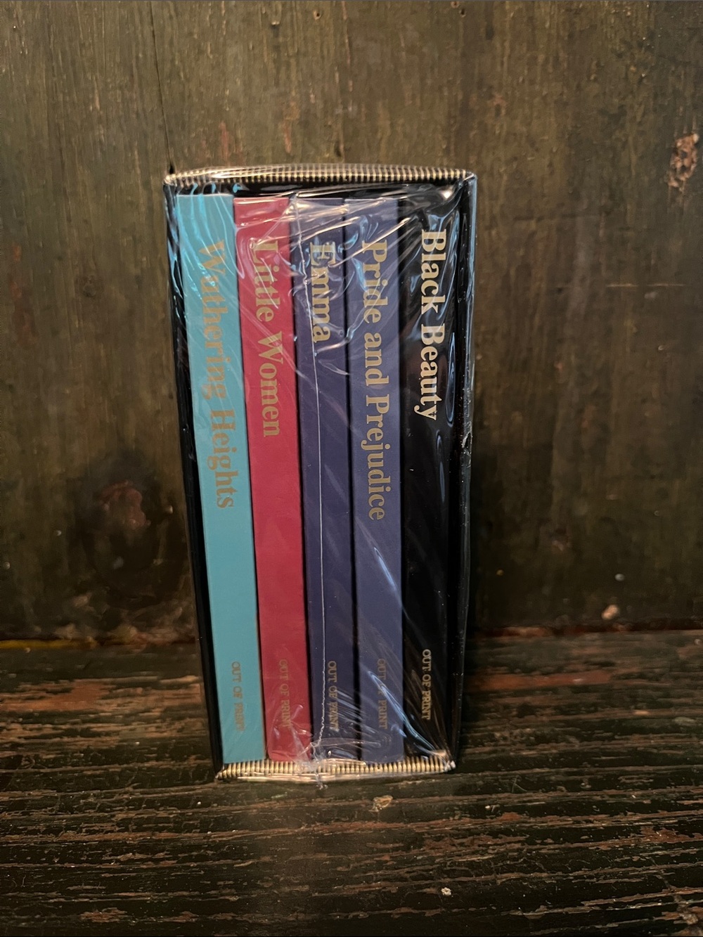 Anthropologie matchbook classic book collection set 📕